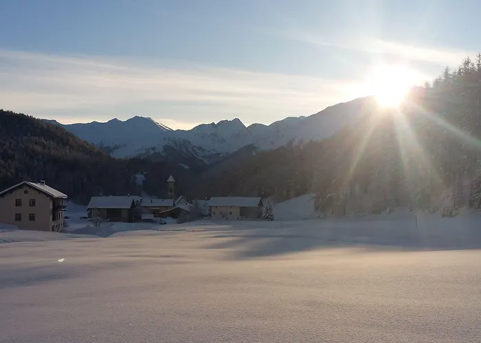 Hotel Al Rom 3* Tschierv