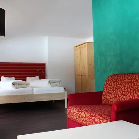 Hotel Al Rom Hotel Tschierv