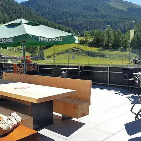 Hotel Al Rom Tschierv